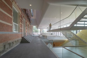 Stedelijk Museum, new entrance hall. Photo: John Lewis Marshall